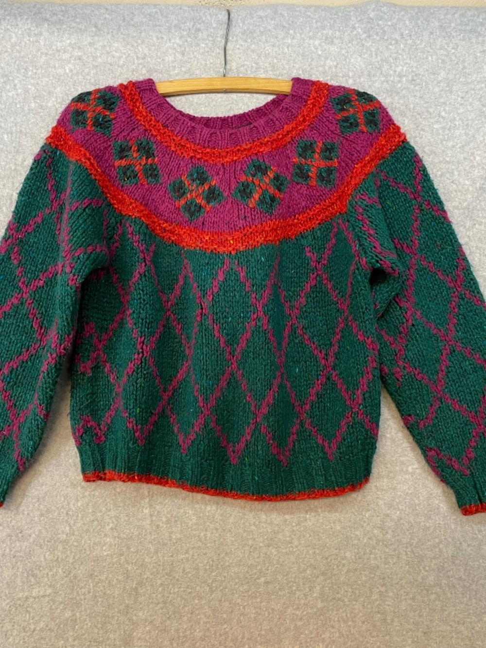 Vintage Liz Sport Petite • Chunky Knit Wool Blend Sweater • Bold Colors •